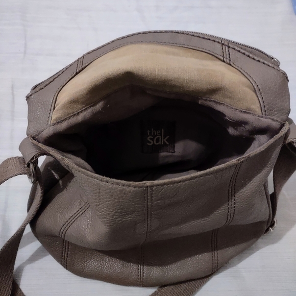 The Sak Denna Crossbody Bag - Picture 4 of 9